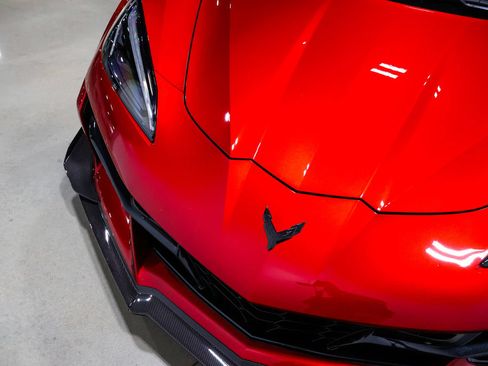 Used 2025 Chevrolet Corvette Z06 w/ Z07 Performance Package RWD image 90