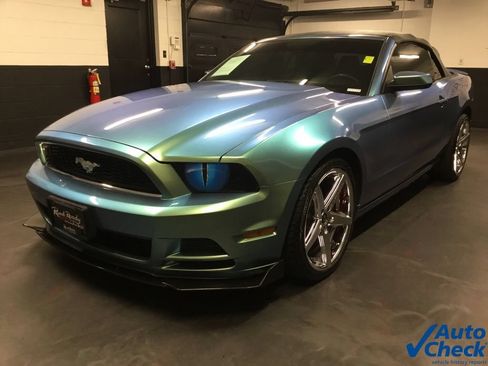 Used 2014 Ford Mustang Premium w/ Comfort Package RWD image 16