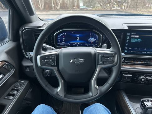 Used 2024 Chevrolet Silverado 1500 RST image 22