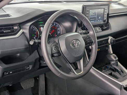 Certified 2022 Toyota RAV4 XLE Premium FWD image 14
