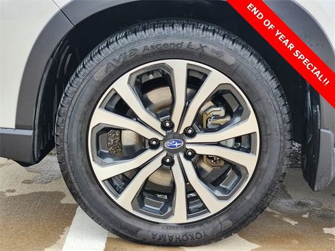 Used 2021 Subaru Forester Limited image 7