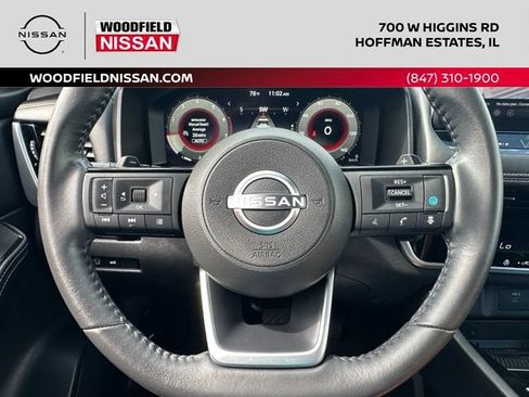 Used 2024 Nissan Rogue SL AWD/4WD image 41