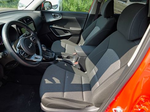 Used 2023 Kia Soul EX FWD image 21