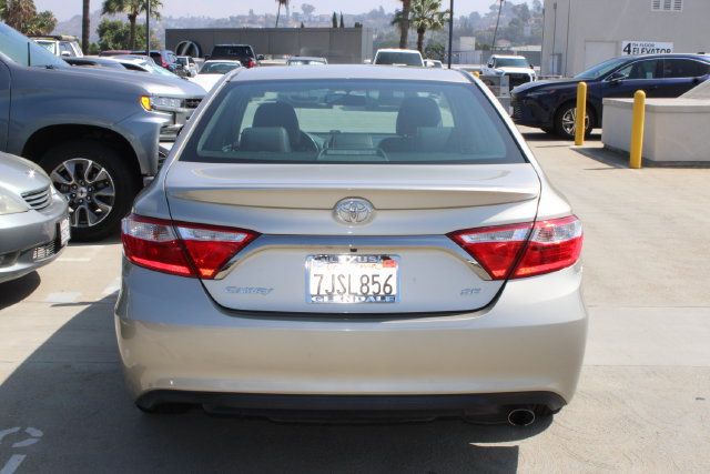 Used 2015 Toyota Camry SE FWD image 19