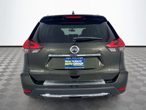 Used 2017 Nissan Rogue SV AWD/4WD image 6