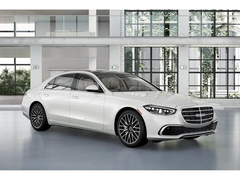 Certified 2022 Mercedes-Benz S 500 4MATIC image 11