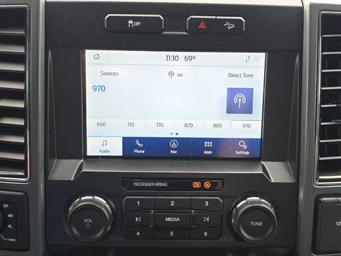 Used 2022 Ford F350 XLT w/ XLT Premium Package AWD/4WD image 16