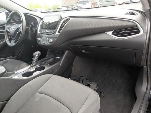 Used 2024 Chevrolet Malibu LT FWD image 6
