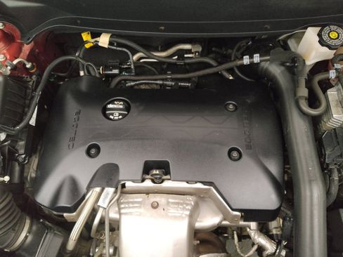 Used 2019 Chevrolet Equinox LT image 30