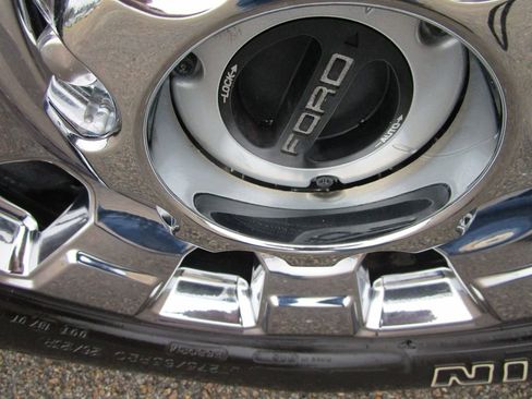 Used 2026 Ford F250 Lariat w/ Chrome Package image 29