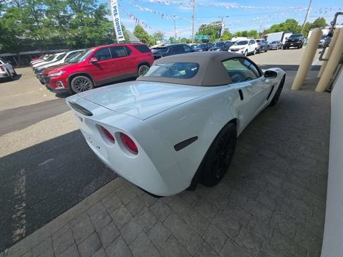 Used 2012 Chevrolet Corvette Grand Sport w/ 3LT Preferred Equipment Group RWD image 7