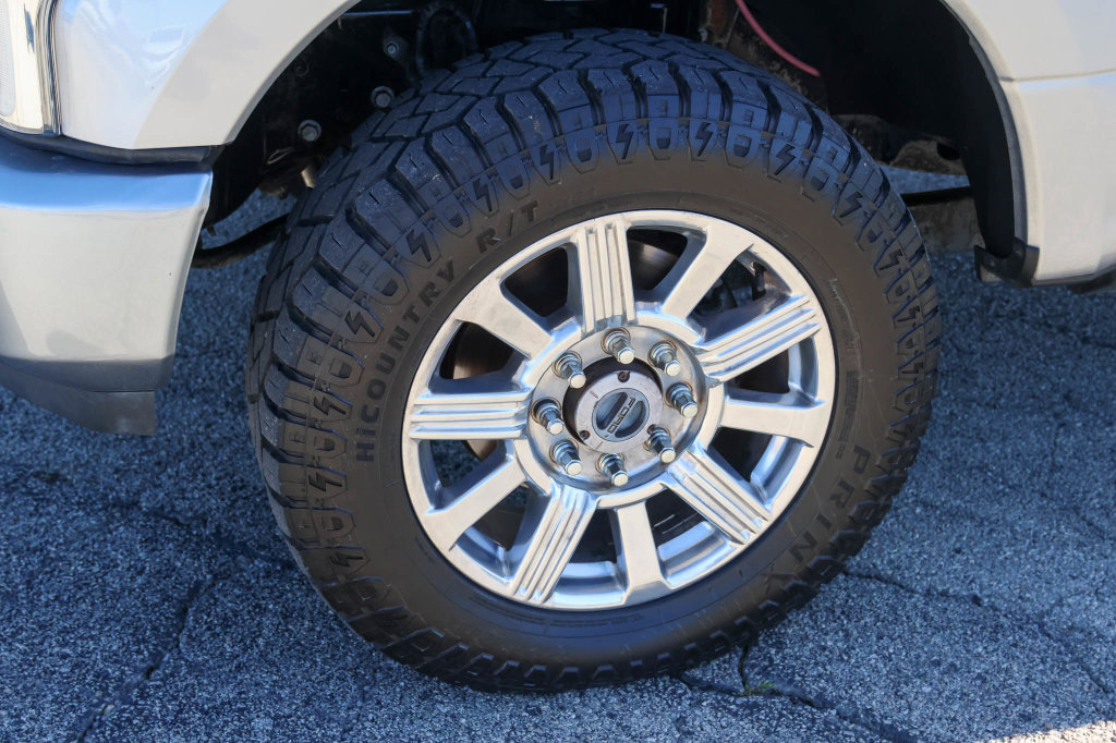 Used 2022 Ford F250 Platinum AWD/4WD image 7