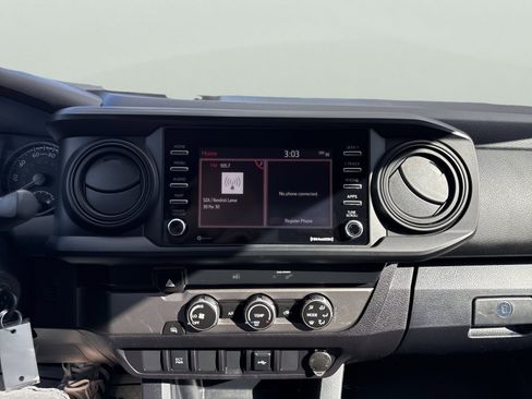 Used 2022 Toyota Tacoma SR image 14