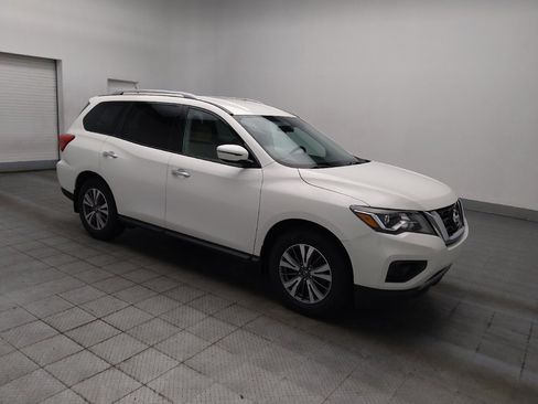 Used 2017 Nissan Pathfinder S FWD image 11