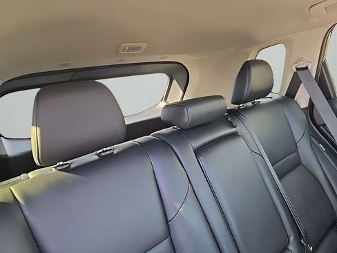 Used 2025 Nissan Rogue SL w/ SL Premium Package image 18