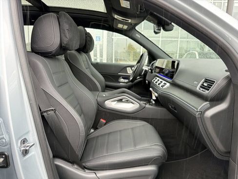 New 2026 Mercedes-Benz GLS 450 4MATIC image 12