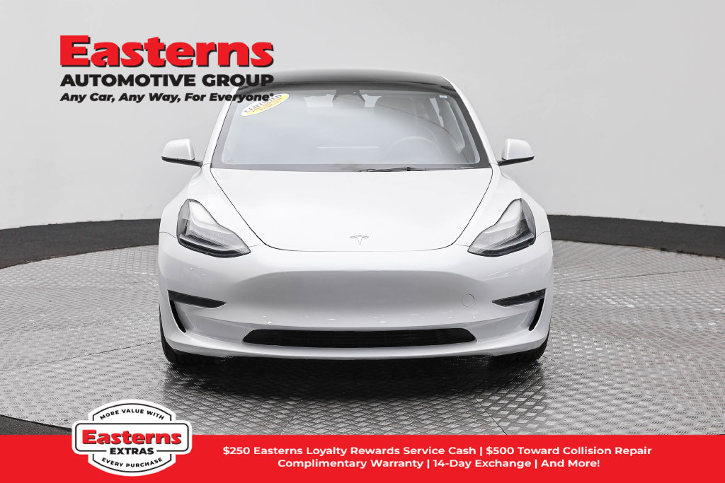 Used 2023 Tesla Model 3 Standard Range RWD image 3