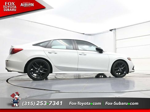 Used 2022 Honda Civic Sport image 22