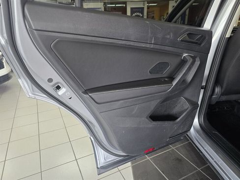 Used 2024 Volkswagen Tiguan S FWD image 10