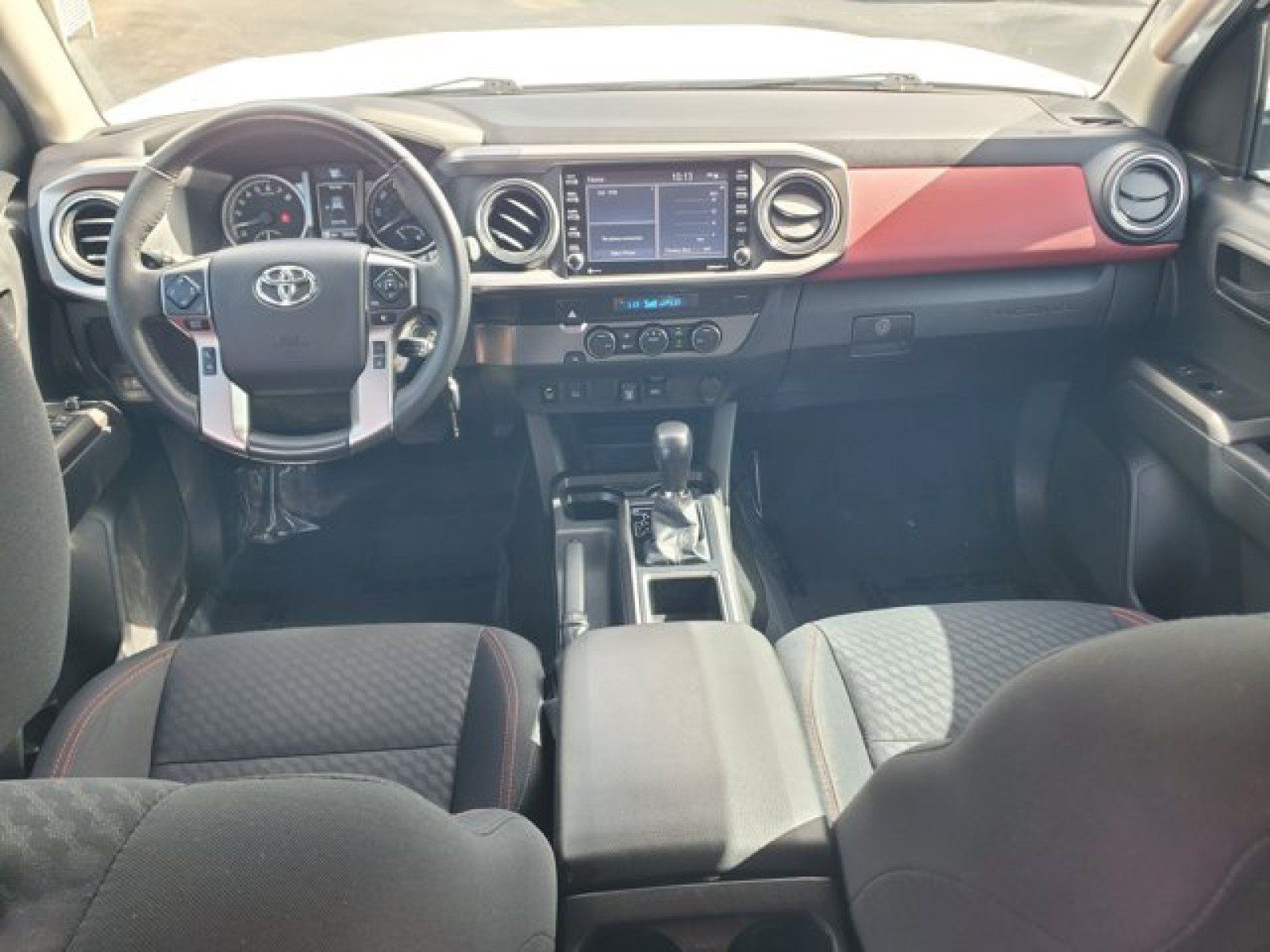 Used 2022 Toyota Tacoma SR5 w/ Technology Package RWD image 24