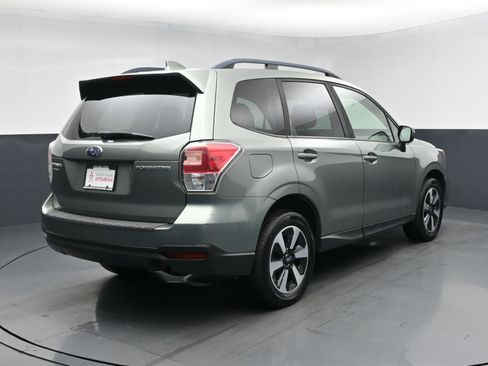 Used 2018 Subaru Forester 2.5i Premium w/ All-Weather Package AWD/4WD image 20
