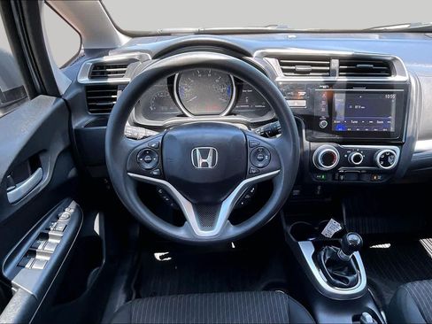Used 2018 Honda Fit EX image 6
