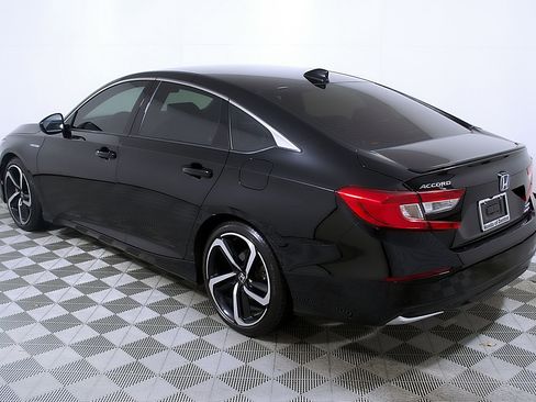 Used 2022 Honda Accord Sport image 9