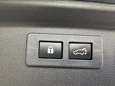 Used 2019 Subaru Forester Limited image 25