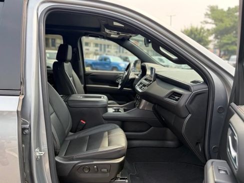 Used 2024 Chevrolet Tahoe RST AWD/4WD image 27