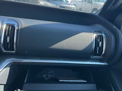 Used 2026 Ford Expedition Tremor AWD/4WD image 32