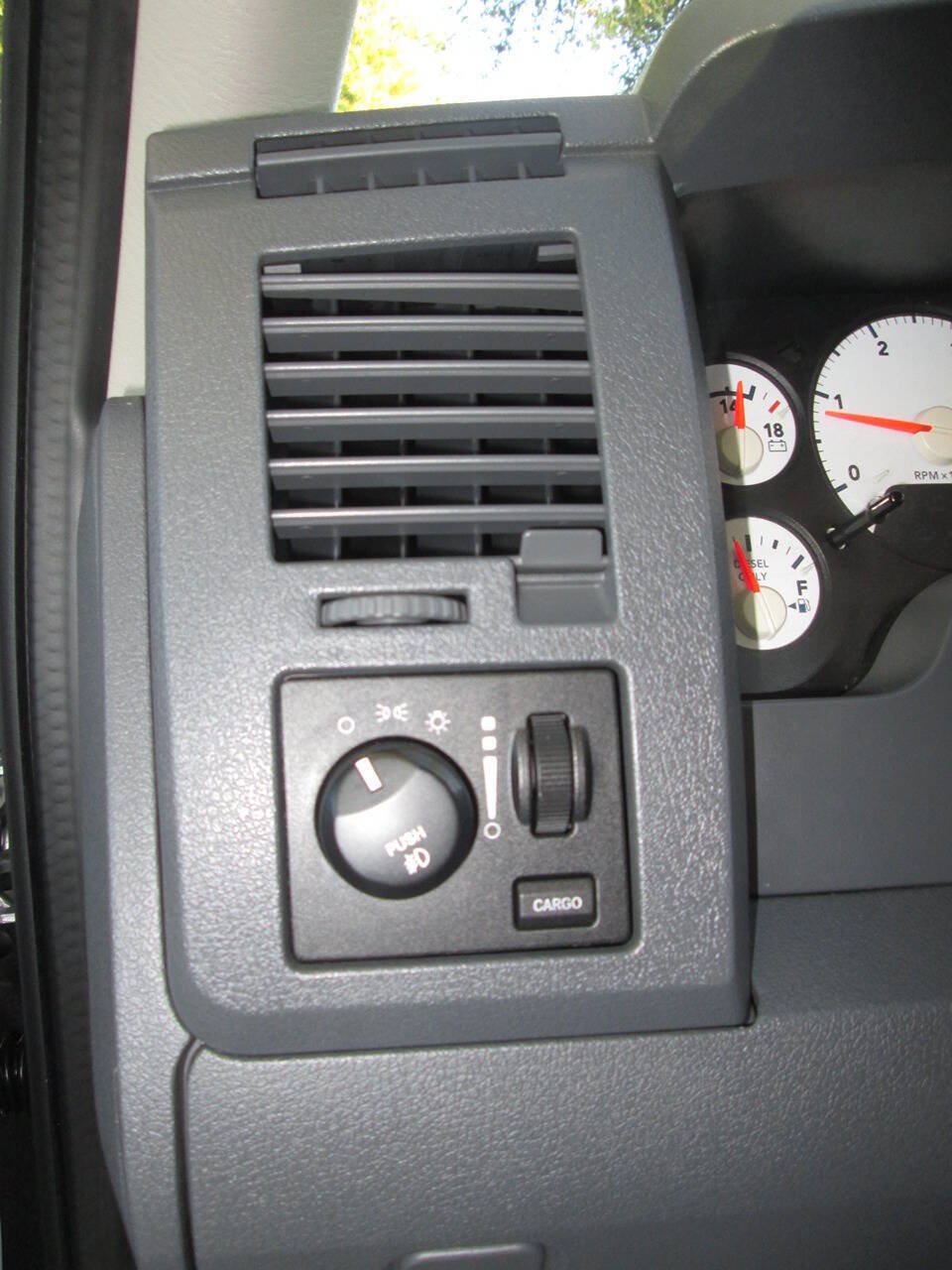 Used 2006 Dodge Ram 2500 Truck SLT w/ Quad Cab Big Horn Value Group AWD/4WD image 12