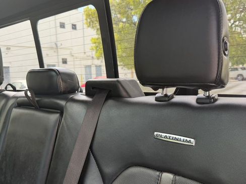 Used 2015 Ford F150 Platinum w/ Equipment Group 701A Luxury AWD/4WD image 31