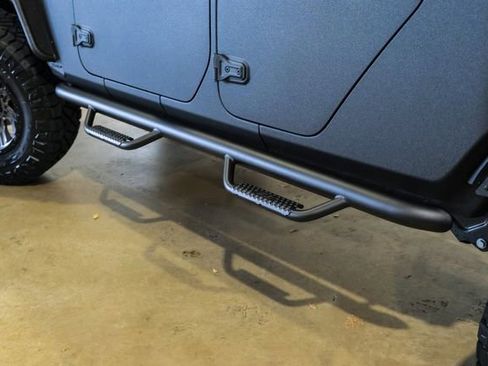 Used 2025 Jeep Gladiator Sport AWD/4WD image 35