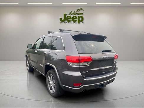 Used 2019 Jeep Grand Cherokee Overland AWD/4WD image 7