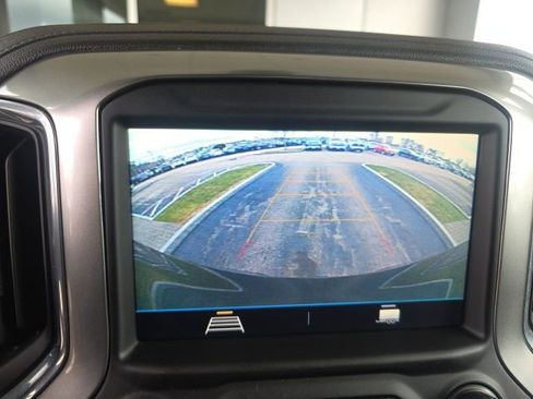 Used 2021 Chevrolet Silverado 1500 LT Trail Boss w/ Bed Protection Package image 33