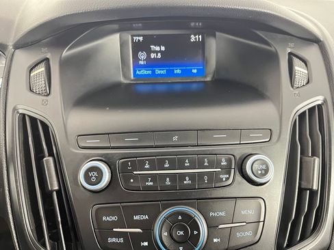 Used 2018 Ford Focus SE w/ Interior Protection Package FWD image 23