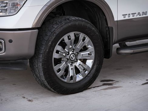 Used 2019 Nissan Titan Platinum Reserve w/ Platinum Utility Package image 35