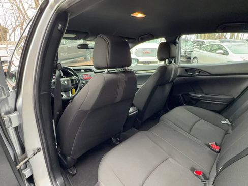Used 2018 Honda Civic Sport image 19