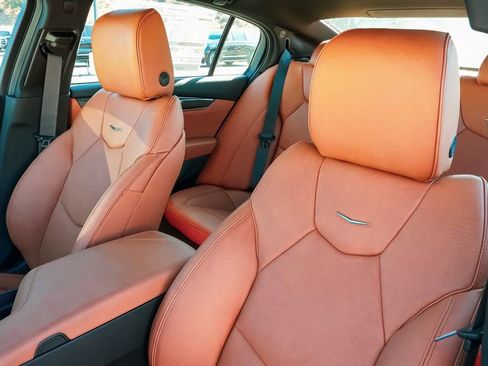 Used 2025 Cadillac CT5 Premium Luxury image 15