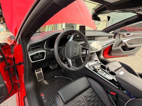 Used 2021 Audi RS 7 Sportback w/ Carbon Optic Package image 5