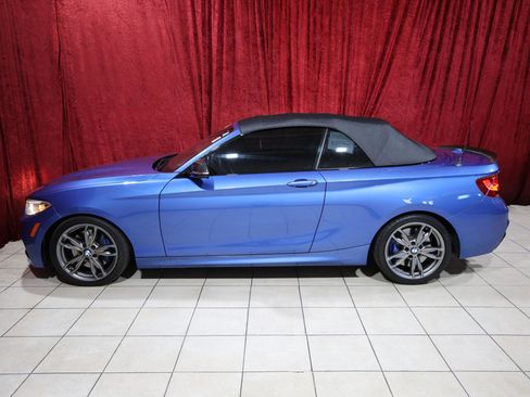 Used 2015 BMW M235i Convertible image 4