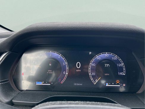 Certified 2023 Jeep Grand Cherokee Laredo image 12