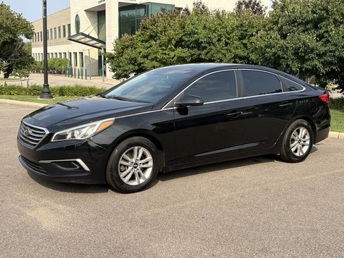 Used 2016 Hyundai Sonata SE image 3