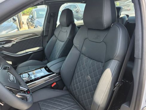 New 2025 Audi S8 image 17