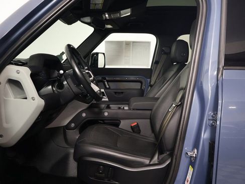 Used 2023 Land Rover Defender 110 SE AWD/4WD image 10