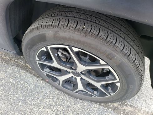 Used 2025 Jeep Compass Limited image 6