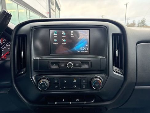 Used 2018 Chevrolet Silverado 3500 W/T image 11