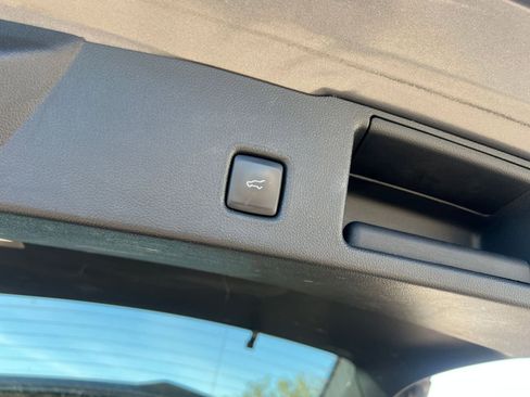 Used 2024 Ford Escape ST-Line image 16