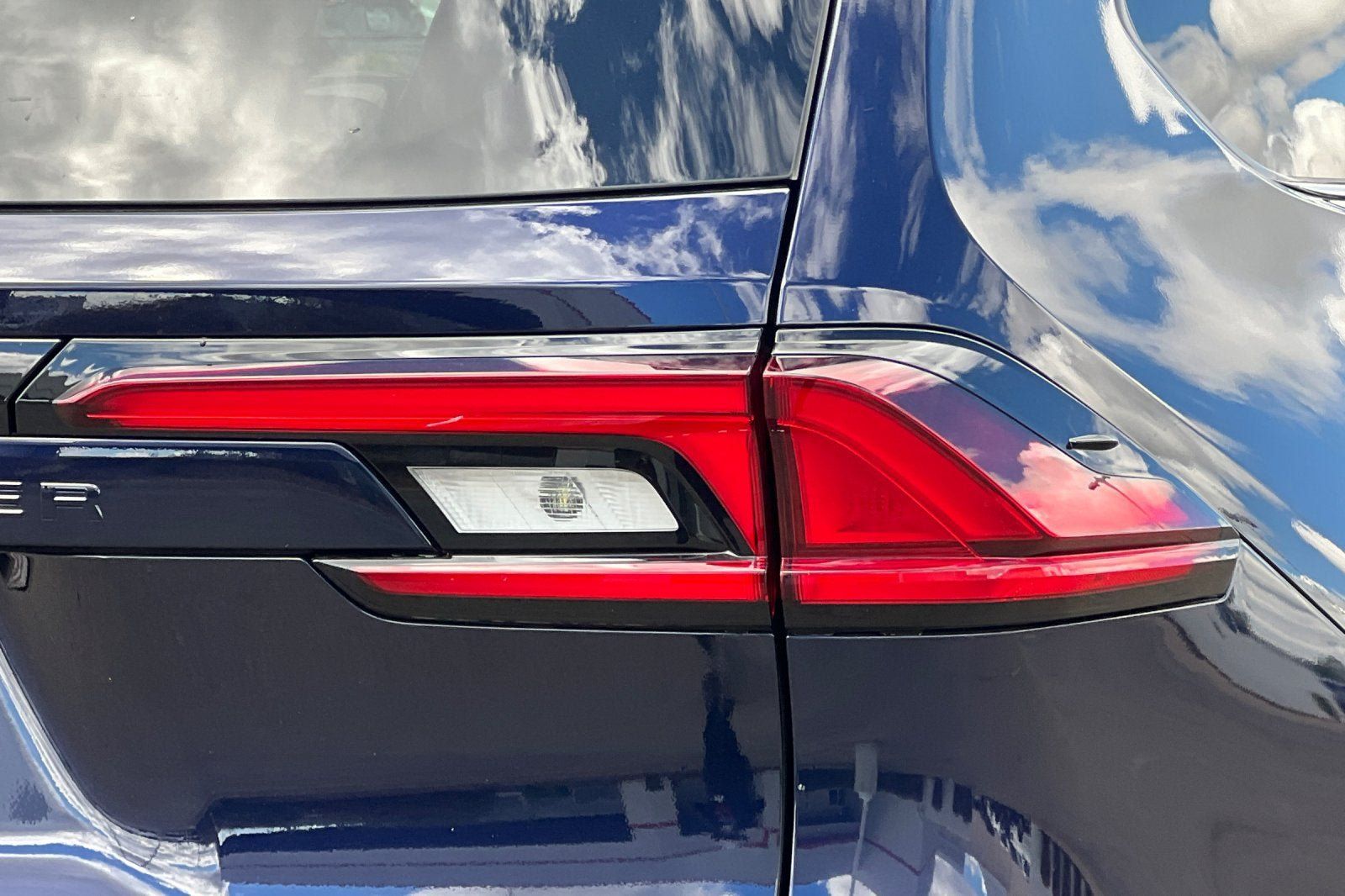 New 2026 Toyota Grand Highlander AWD Hybrid image 32