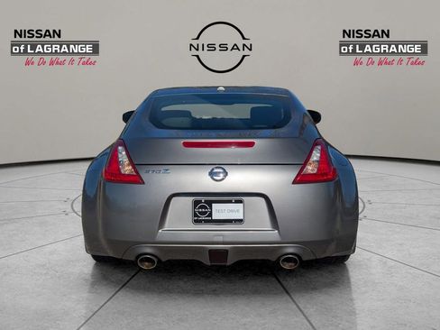 Used 2009 Nissan 370Z Touring image 6